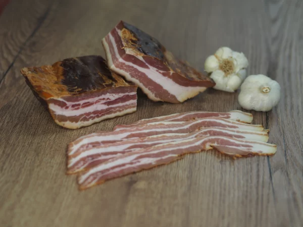 Geräuchertes Wammerl (Bacon) vom Hofladen Widmann in Maisach